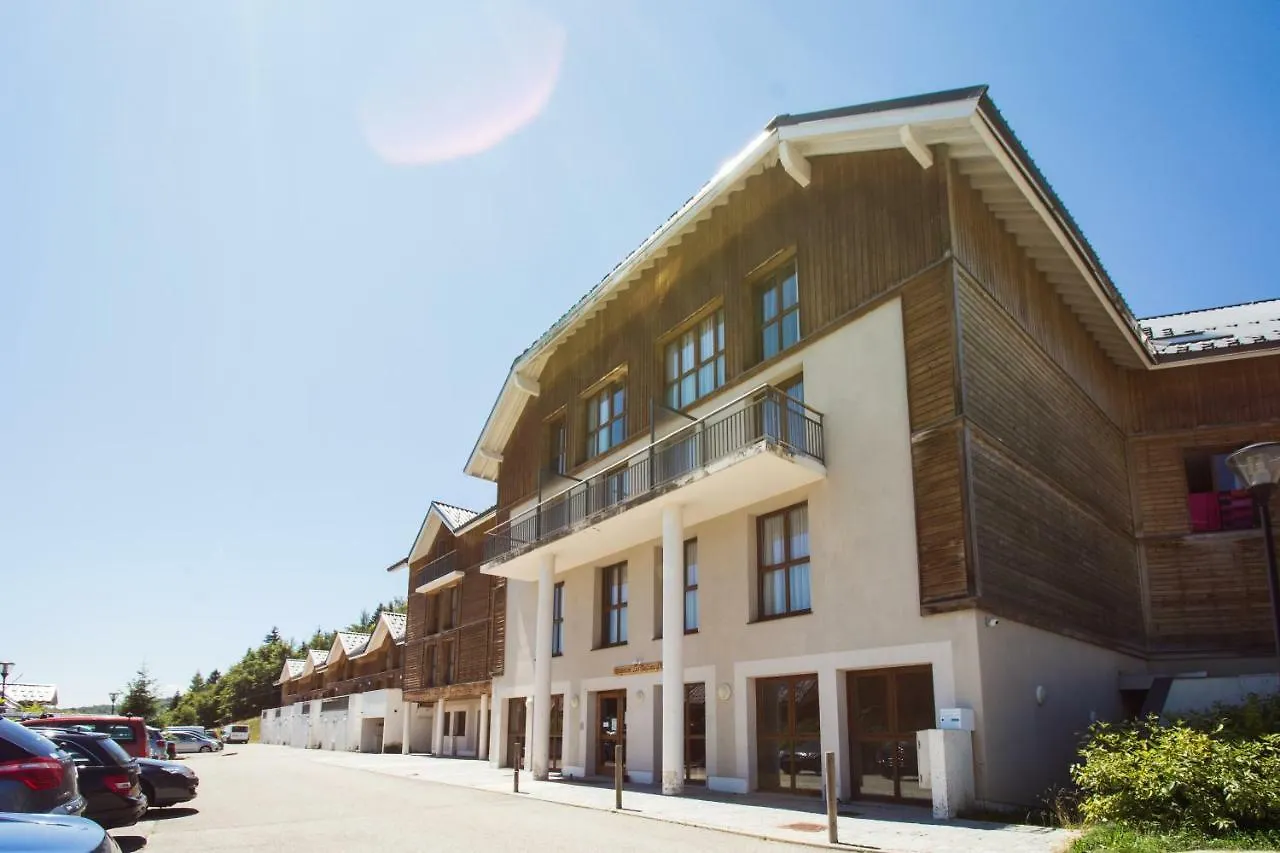 Vacanceole - Residence Les Balcons D'Aix La Feclaz 2*,  France